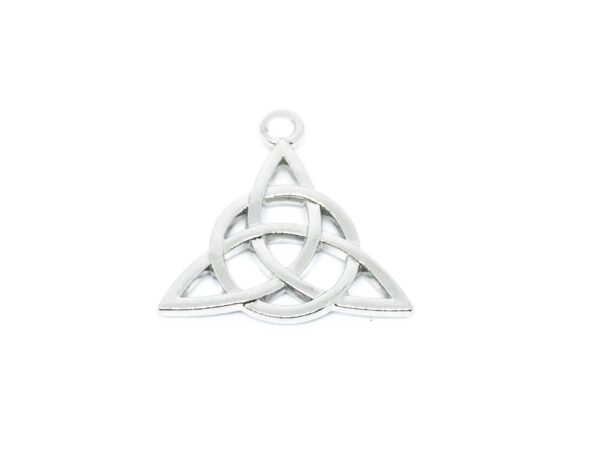 SVIN-007 Celtic Knot Triquetra Charm